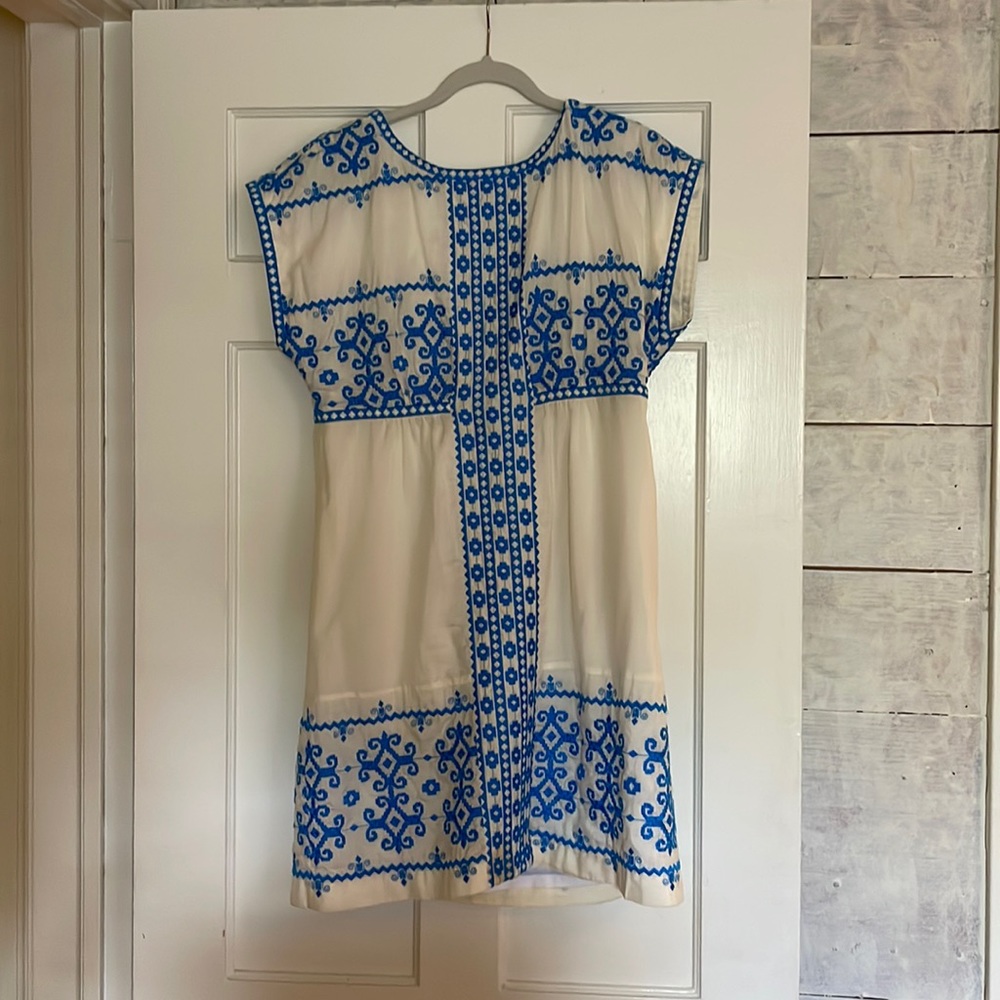 Vintage Tibi Size 10 - more like size 8 - short, backless dress